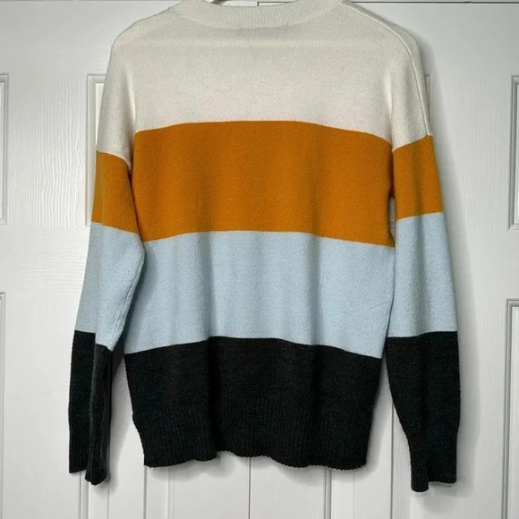 French Connection small color block soft sweater - Picture 2 of 4